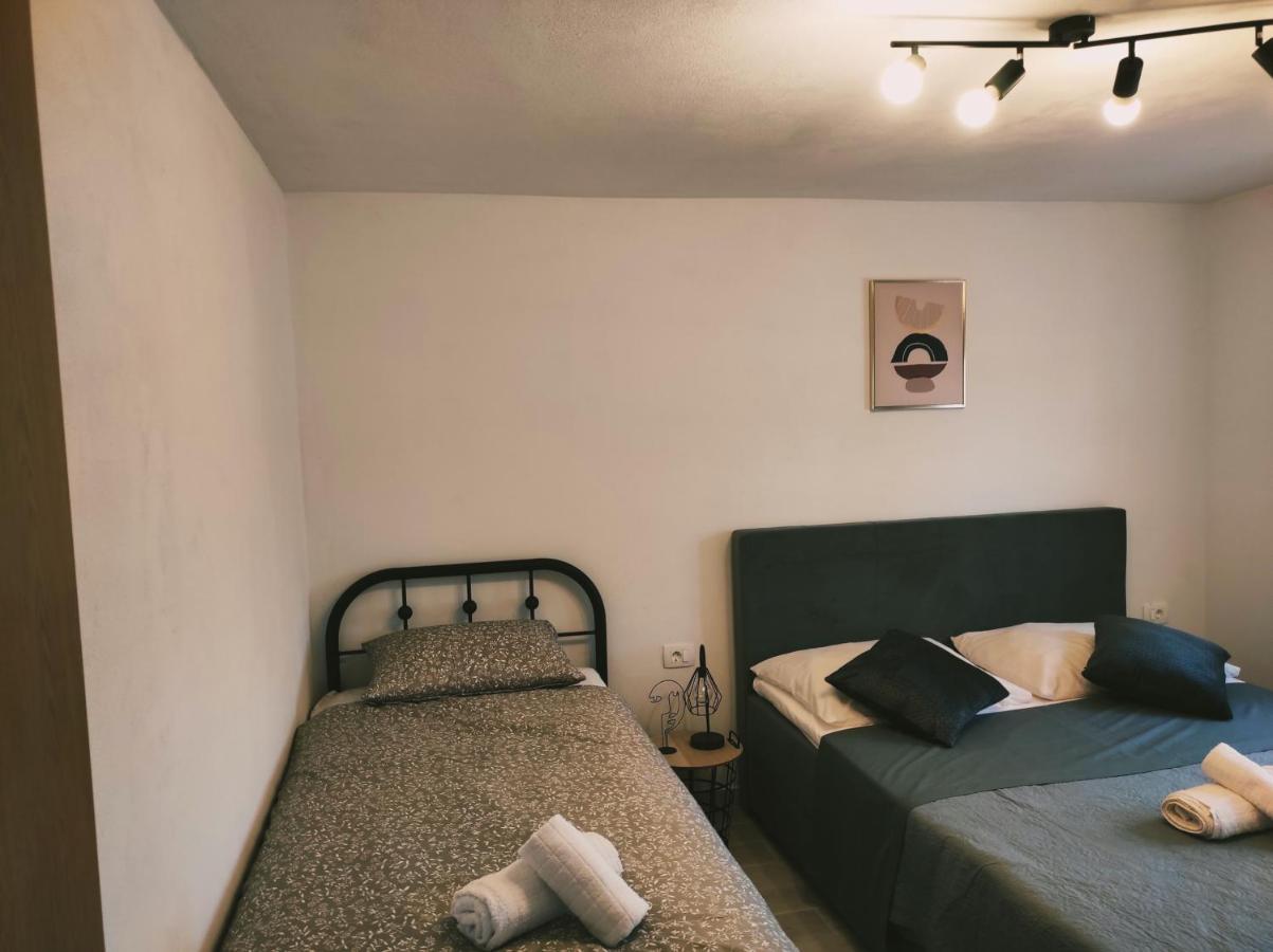 Apartments Zaton Draga Luaran gambar