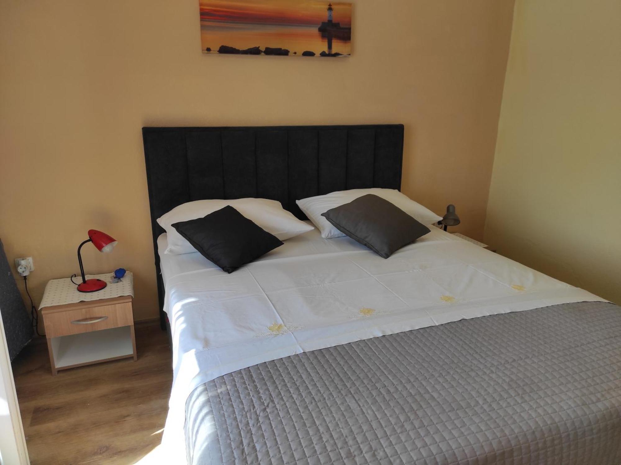 Apartments Zaton Draga Bilik gambar